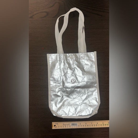 lululemon athletica Shimmering Silver Tote - Picture 3 of 3